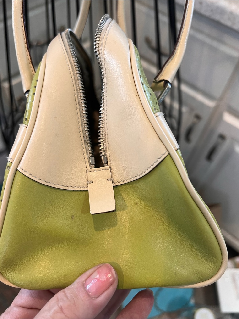 Title: 🌟 Vintage Y2K Prada Vitello Drive Perforated Bowling Bag - Authentic 🌟 - Picture 10 of 10